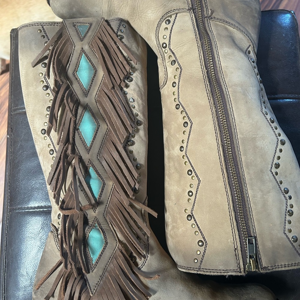 Liberty Black Gretta boho festival beige and turquoise diamonds fringed